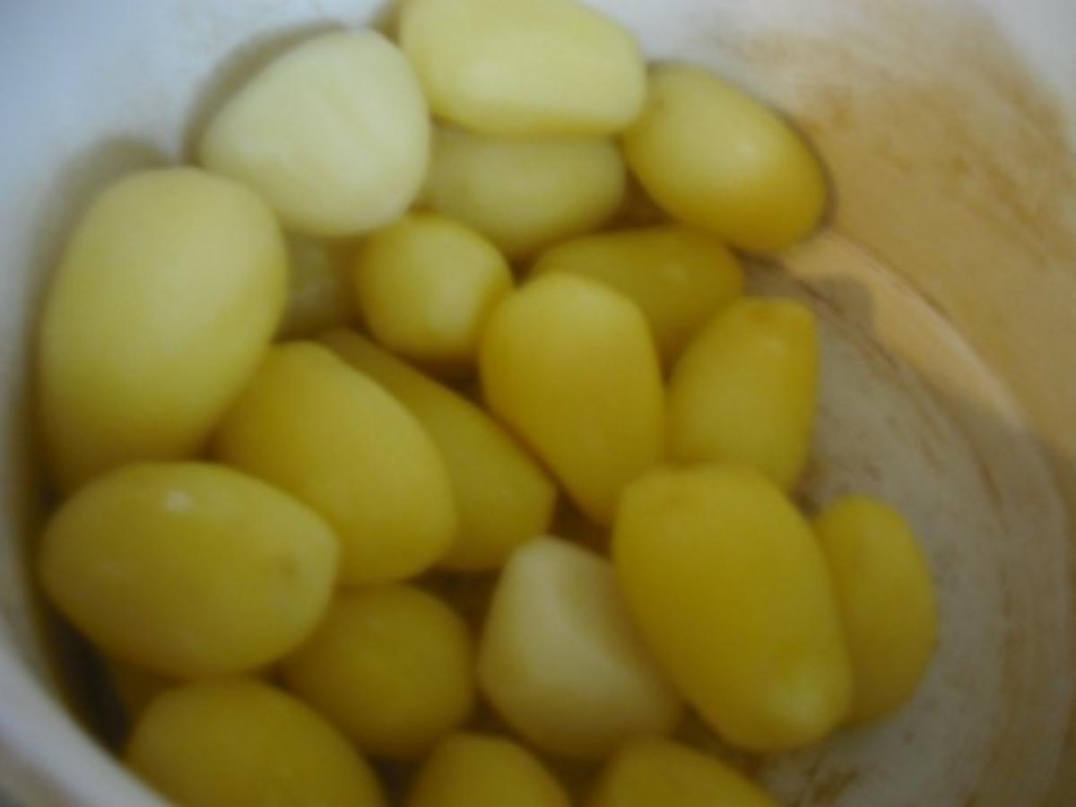 Gekochte Eier mit Petersiliensauce und Drillingen - Rezept - Bild Nr. 8