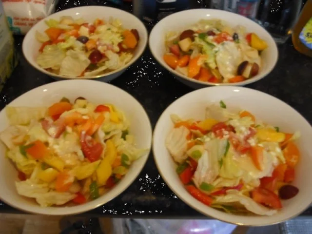 Spaghetti mit asiatischer Bolognese und gemischten Salat - Rezept - Bild Nr. 12