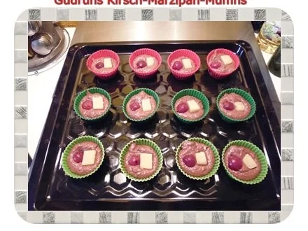 Muffins: Kirsch-Marzipan-Muffins - Rezept - Bild Nr. 10