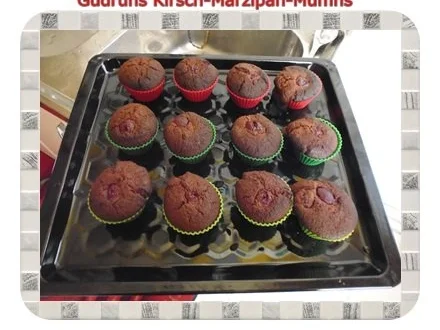 Muffins: Kirsch-Marzipan-Muffins - Rezept - Bild Nr. 16