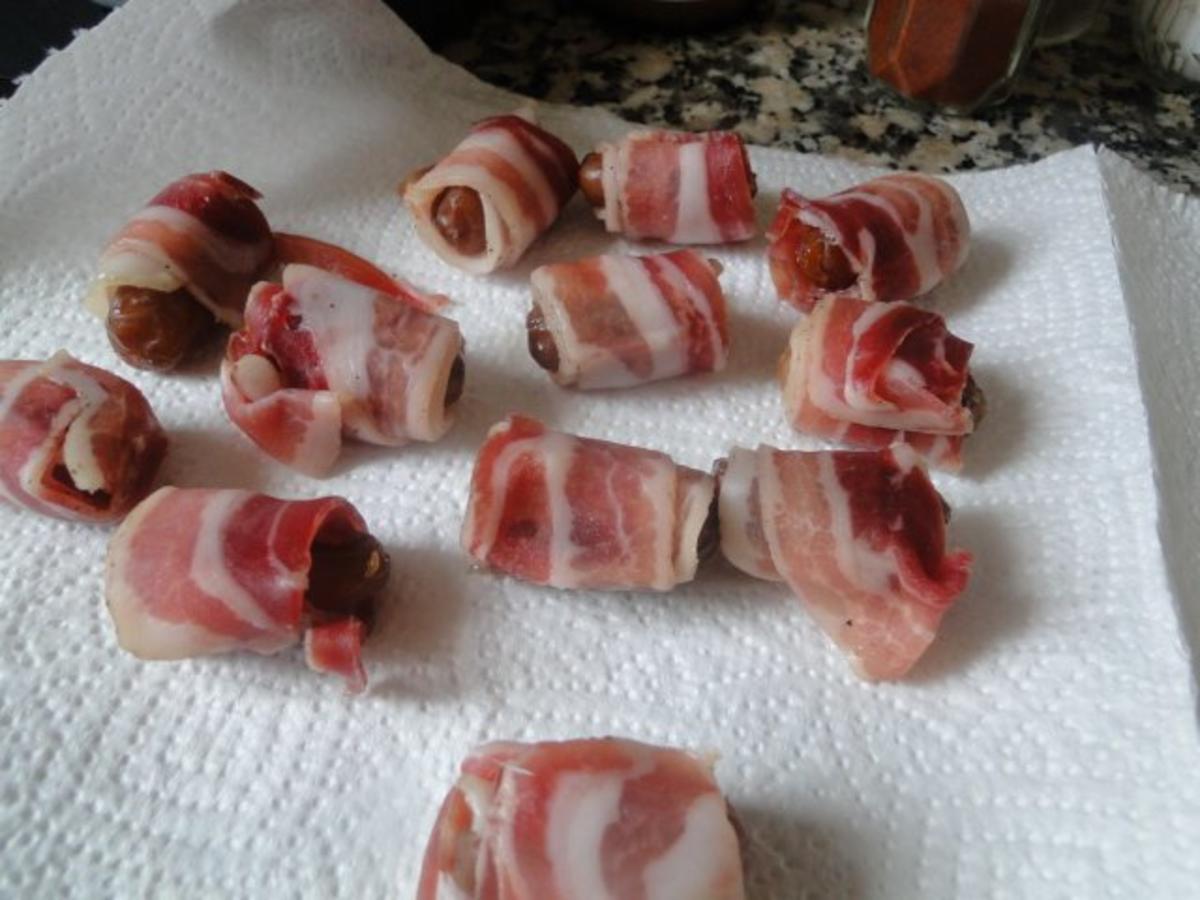 TAPAS Datteln mit mit Bacon ummantelt , kaum Arbeit und saugut,
besonders auf den Grill, - Rezept Von Einsendungen rezeptemaus