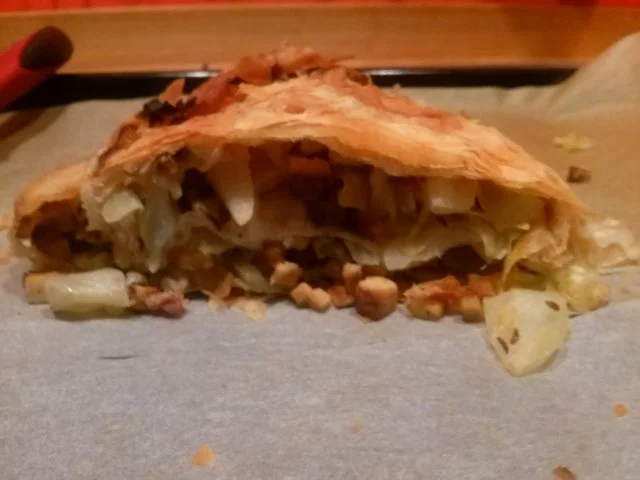 Rezept: Krautstrudel (Kohlstrudel) Krautstrudel (Kohlstrudel) - Rezept