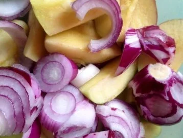 Kürbisschnitzel mit Äpfeln und Zwiebeln - Rezept - Bild Nr. 9