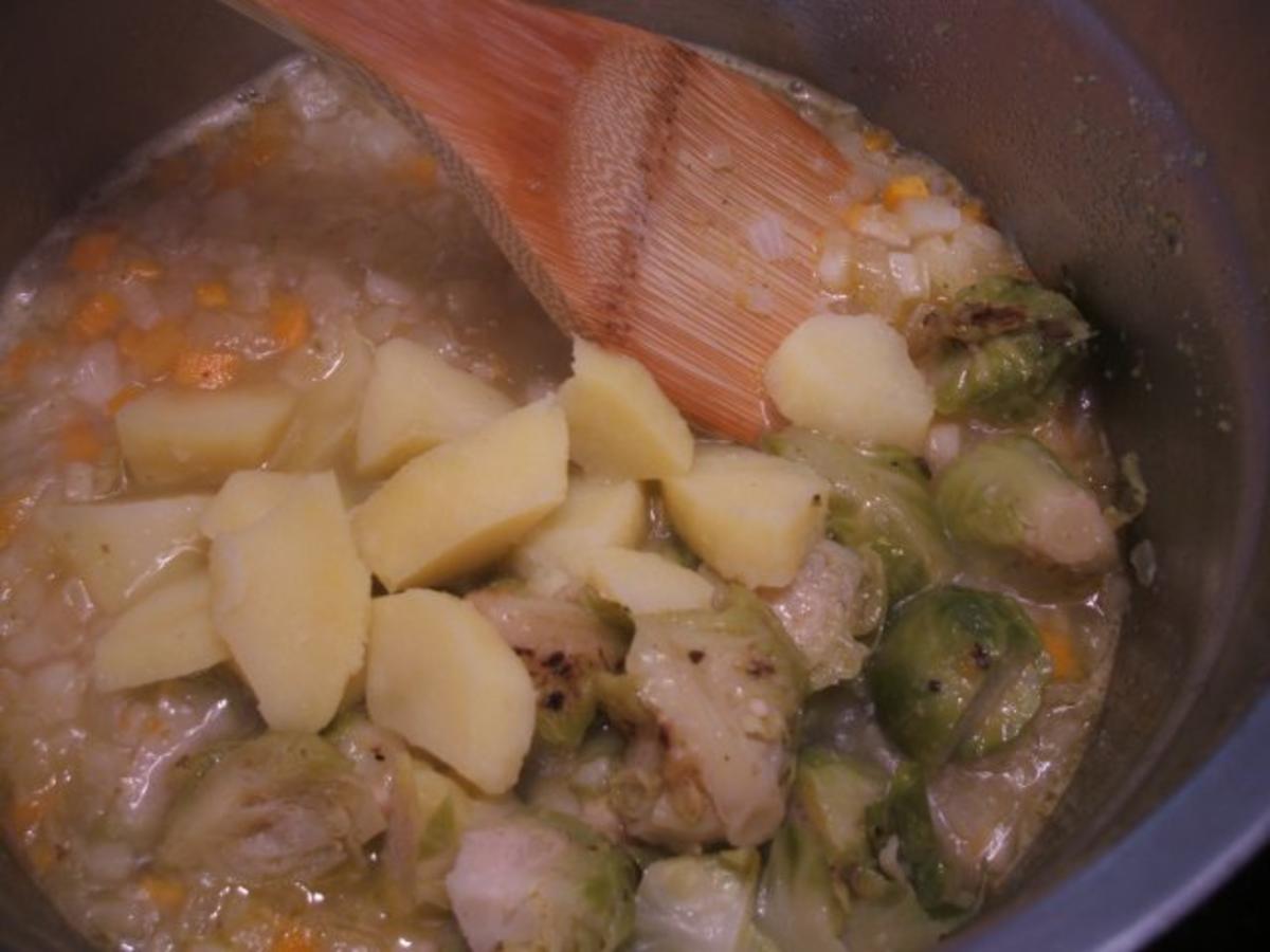 Suppen: Dicke Rosenkohlsuppe - Rezept - Bild Nr. 6