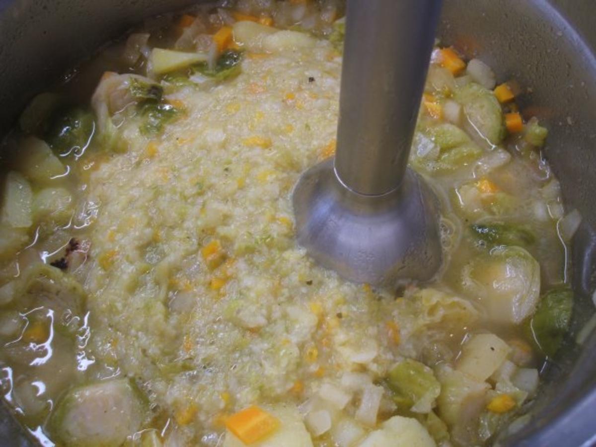 Suppen: Dicke Rosenkohlsuppe - Rezept - Bild Nr. 7