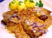 Rindfleisch-Päckchen mit pikanter Füllung ... - Rezept