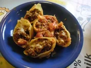 Muschenudeln mit Hackfleischfüllung - Rezept