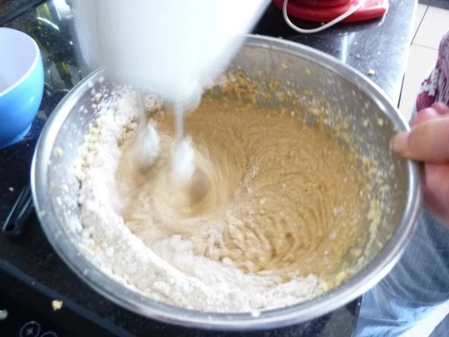 Rezept: Gaby's Apfelgugelhopf Bild Nr. 3 Gaby's Apfelgugelhopf - Rezept - Bild Nr. 3