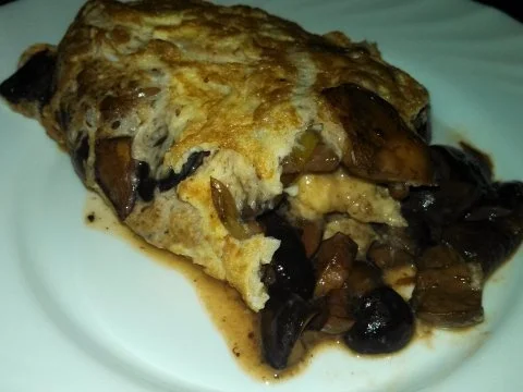 Omelett mit frischen Steinpilzen - Rezept