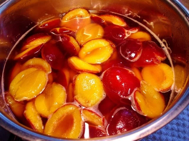 Rezept: Zwetschgenkompott ... Bild Nr. 5 Zwetschgenkompott ... - Rezept - Bild Nr. 5