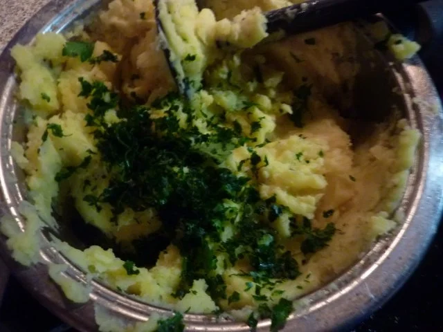 Fl: Schwein: Grützwurst mit Kartoffelstampf und Apfelmus - Rezept - Bild Nr. 7