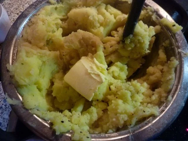 Fl: Schwein: Grützwurst mit Kartoffelstampf und Apfelmus - Rezept - Bild Nr. 6