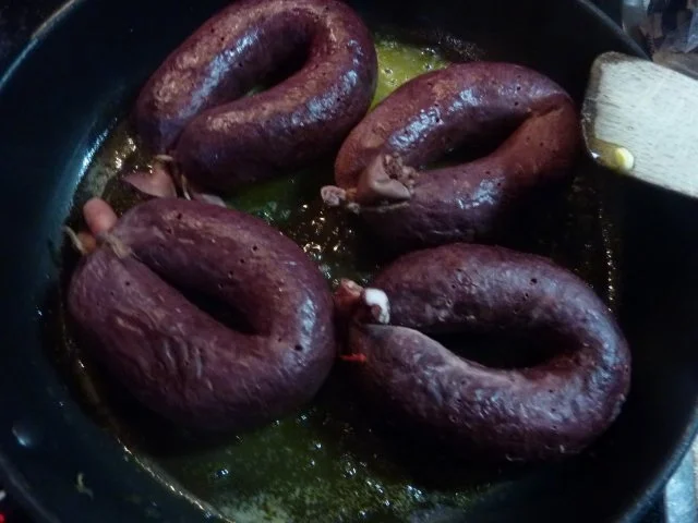 Fl: Schwein: Grützwurst mit Kartoffelstampf und Apfelmus - Rezept - Bild Nr. 10