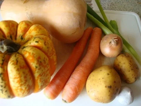 Kürbissüppchen nach "SuppenGeniesser Art" mit Hackfleisch Topping - Rezept - Bild Nr. 3