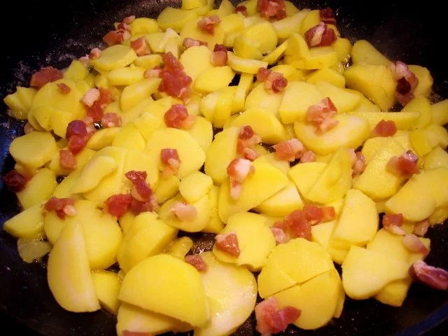 Bauernfrühstück mit Schinkenkrakauer - Rezept - Bild Nr. 5