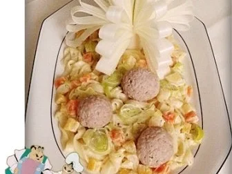 Bandnudeln nappiert mit Gemüsesauce und Fleischbällchen dazu - Rezept - Bild Nr. 3