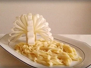 Bandnudeln nappiert mit Gemüsesauce und Fleischbällchen dazu - Rezept - Bild Nr. 20