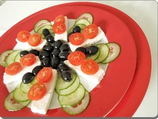 Schafskäse Salat nappiert mit leckerem Lavendel Dressing - Rezept - Bild Nr. 18