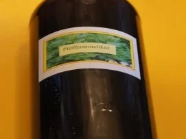 Pfefferminzlikör selbst gemacht - Rezept