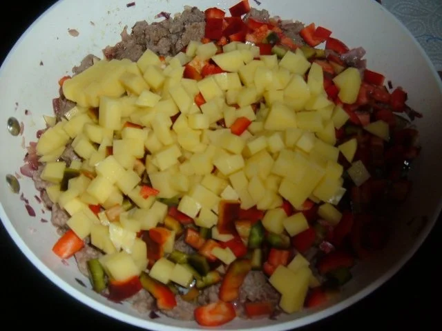 Hack : Hack - Kartoffel - Paprika -  Pfanne - Rezept - Bild Nr. 4