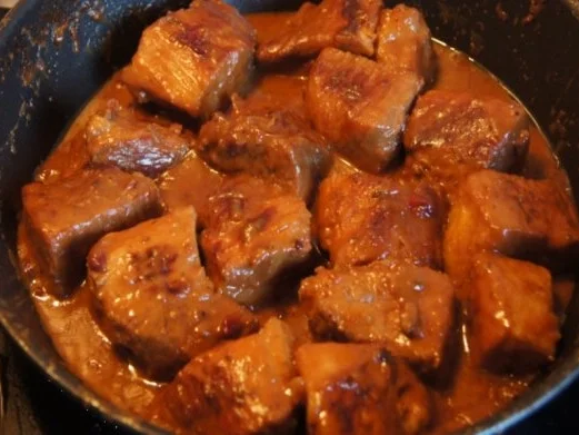 Rezept: Schweinefleisch in Bier-Sahne-Sauce mit Blumenkohl und Kartoffelpilzen Bild Nr. 11 Schweinefleisch in Bier-Sahne-Sauce mit Blumenkohl und Kartoffelpilzen - Rezept - Bild Nr. 11