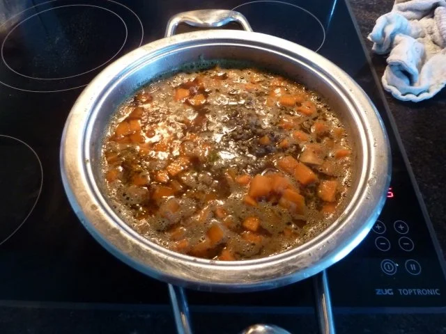 Rezept: Kürbis-Linsen Suppe mit Speck & Champignons Bild Nr. 3 Kürbis-Linsen Suppe mit Speck & Champignons - Rezept - Bild Nr. 3