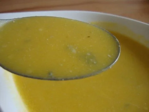 Kürbissüppchen nach "SuppenGeniesser Art" mit Edelpilzkäse verfeinert - Rezept - Bild Nr. 12