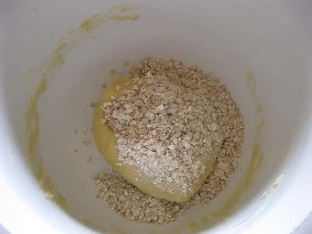 Käsekuchen mit Pflaumen und Streusel - Rezept - Bild Nr. 6