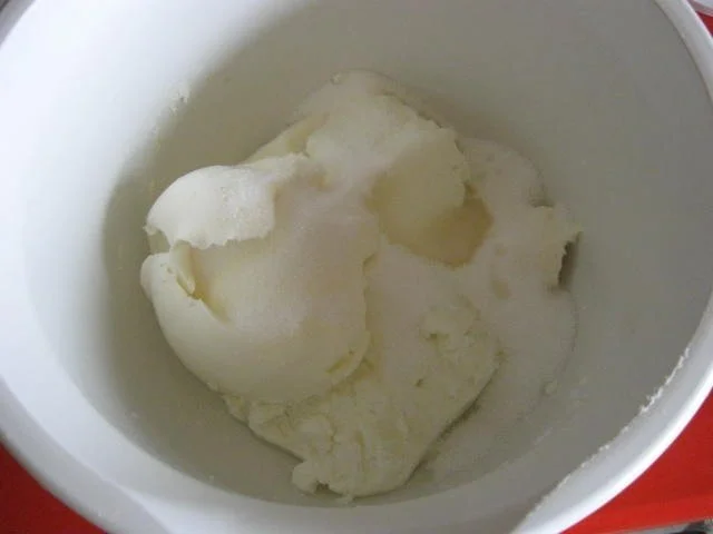 Käsekuchen mit Pflaumen und Streusel - Rezept - Bild Nr. 8