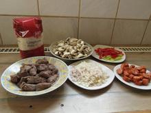 Eintopf mit Fleisch,- Wurst-, Champignons-, Reis und Paprika - Rezept - Bild Nr. 297