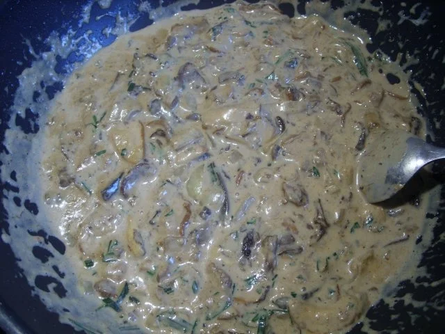 Rezept: Kartoffel-Kürbis-Klöße mit Steinpilzragout Bild Nr. 2 Kartoffel-Kürbis-Klöße mit Steinpilzragout - Rezept - Bild Nr. 2