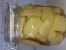 eingelegte Birnenspalten im Karamell-Vanillesud - Rezept