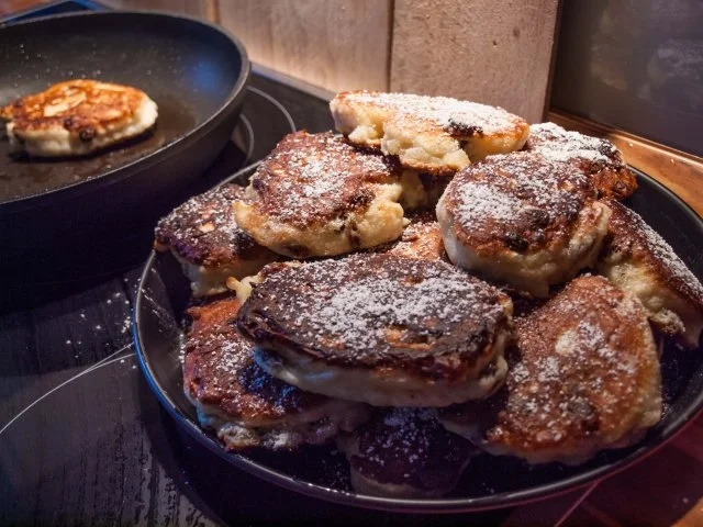 Rezept: Rosinenkleckse aus der Pfanne Bild Nr. 5 Rosinenkleckse aus der Pfanne - Rezept - Bild Nr. 5