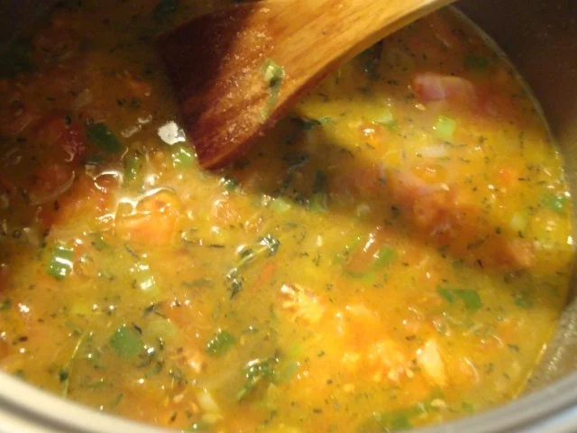 Rezept: Tomatensüppchen mit Mittelmeerkräuter Bild Nr. 10 Tomatensüppchen mit Mittelmeerkräuter - Rezept - Bild Nr. 10