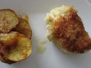 Hühnchen Kiew Art mit Ofenkartoffeln - Rezept
