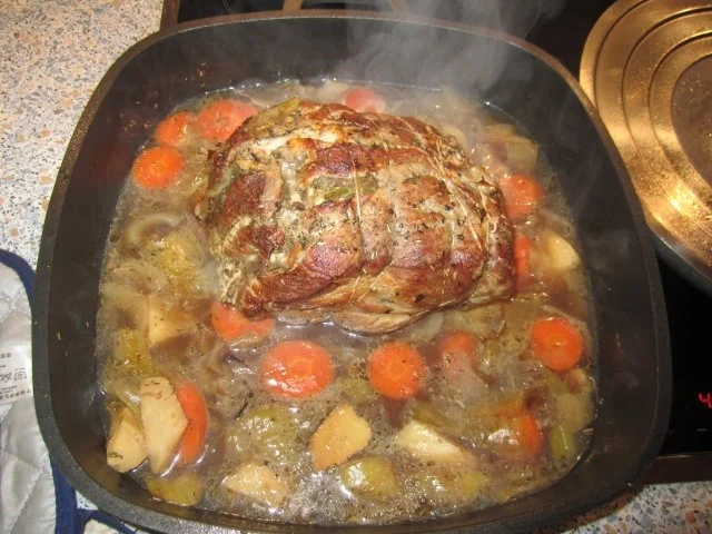 Rezept: Gefüllter Nackenbraten Bild Nr. 10 Gefüllter Nackenbraten - Rezept - Bild Nr. 10