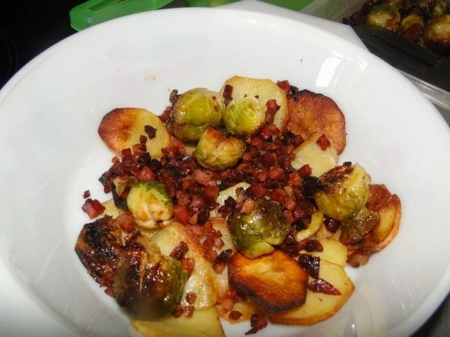 Rosenkohlauflauf gratiniert mit heller Zitronensauce, mächtig, kräftig - Rezept - Bild Nr. 10