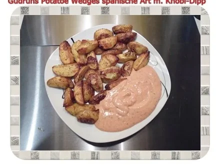 Rezept: Kartoffeln: Potatoe Wedges spanische Art mit Knobi-Dipp Bild Nr. 11 Kartoffeln: Potatoe Wedges spanische Art mit Knobi-Dipp - Rezept - Bild Nr. 11
