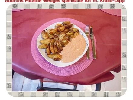Rezept: Kartoffeln: Potatoe Wedges spanische Art mit Knobi-Dipp Bild Nr. 12 Kartoffeln: Potatoe Wedges spanische Art mit Knobi-Dipp - Rezept - Bild Nr. 12