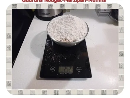 Muffins: Nougat-Marzipan-Muffins - Rezept - Bild Nr. 3