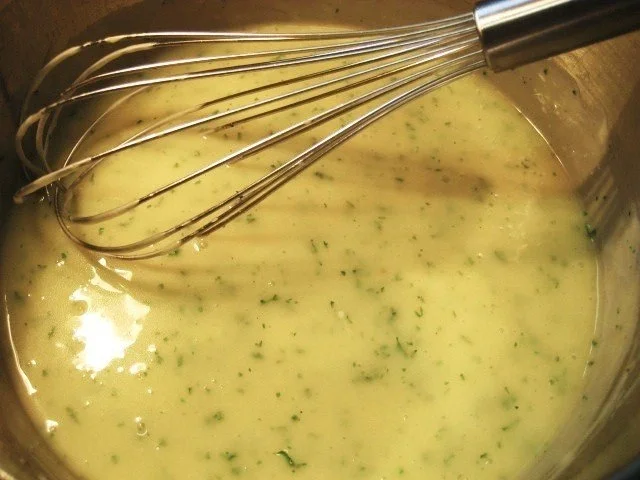 Helle Kräutersoße mit grünem Pfeffer und Kapern drin - Rezept - Bild Nr. 4