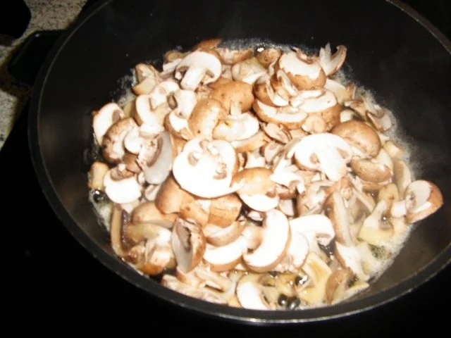 Rezept: Kürbis-Champignon-Apfel-Salat Bild Nr. 3 Kürbis-Champignon-Apfel-Salat - Rezept - Bild Nr. 3