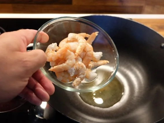 Garnelen Nudel Pfanne mit eingelegten Tomaten - Rezept - Bild Nr. 4