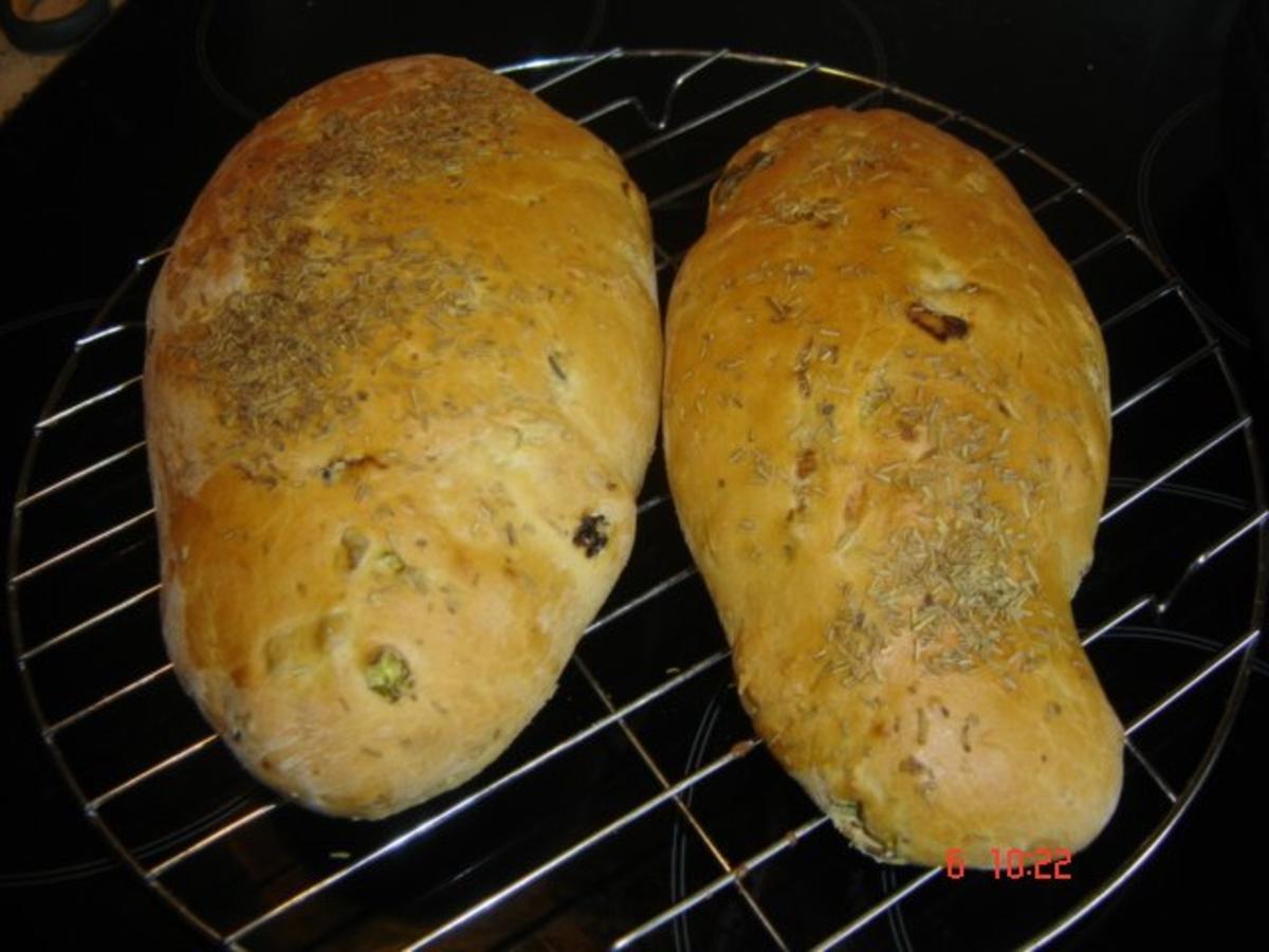 Bilder für Peperonie Tomaten Brot - Rezept