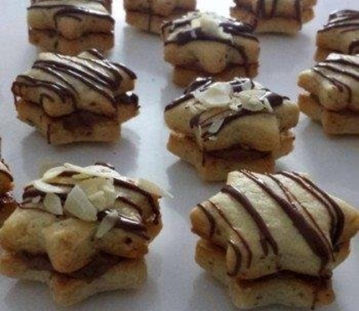 Butter-Haselnuss-Kekse - Rezept mit Bild - kochbar.de