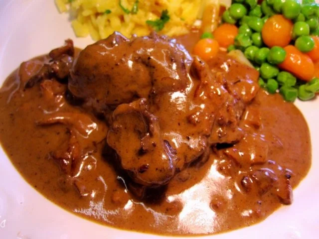 Wild: Hase in Pfifferlingssoße - Rezept - Bild Nr. 7