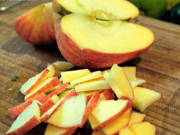 Puy-Linsen-Apfel-Salat mit Geflügelleber - Rezept - Bild Nr. 7