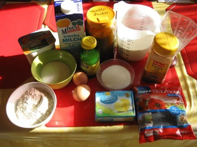 Rezept: Mohnkuchen mit Quark und Streusel Bild Nr. 2 Mohnkuchen mit Quark und Streusel - Rezept - Bild Nr. 2