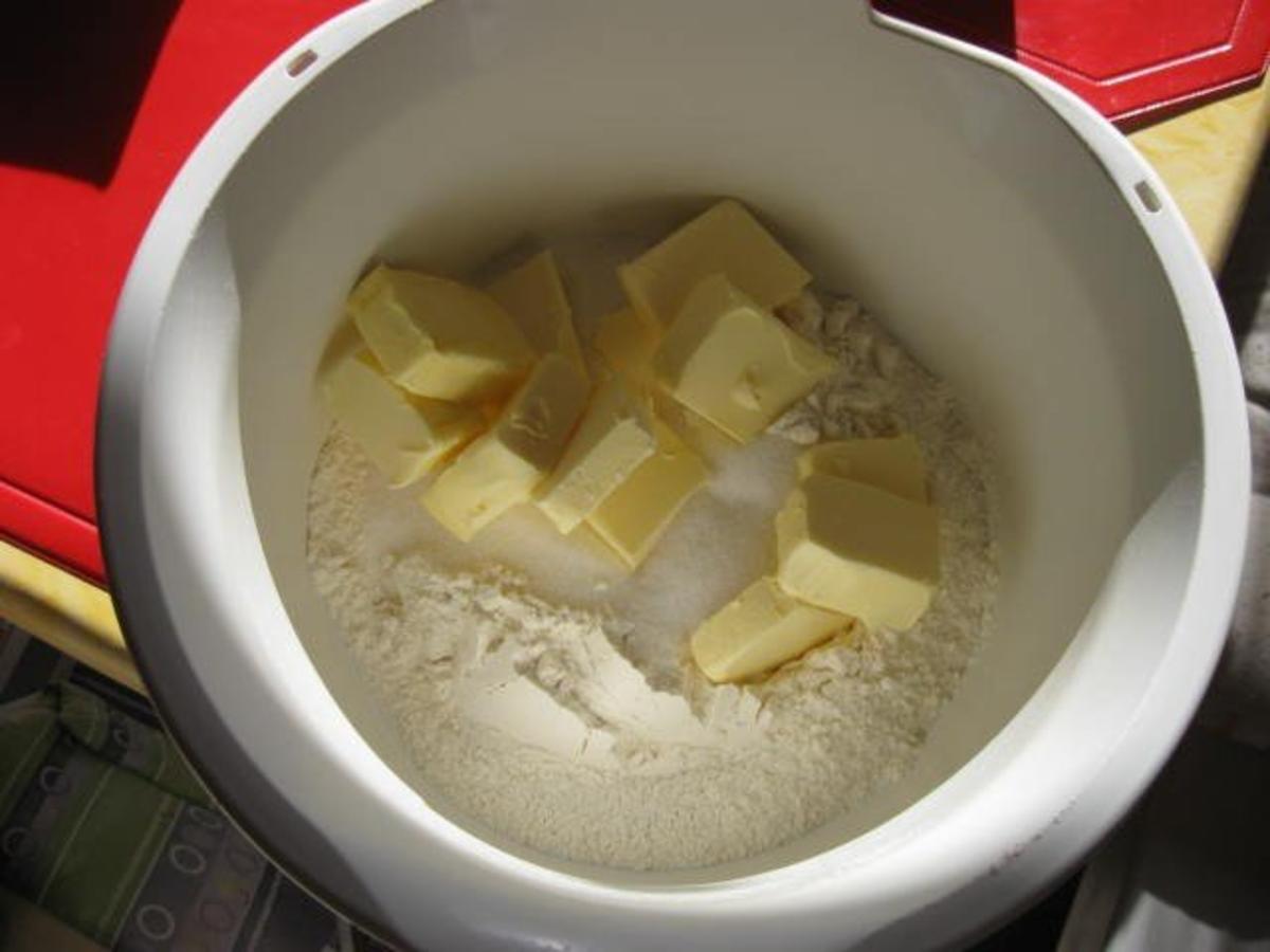 Mohnkuchen mit Quark und Streusel - einfach - von manschie