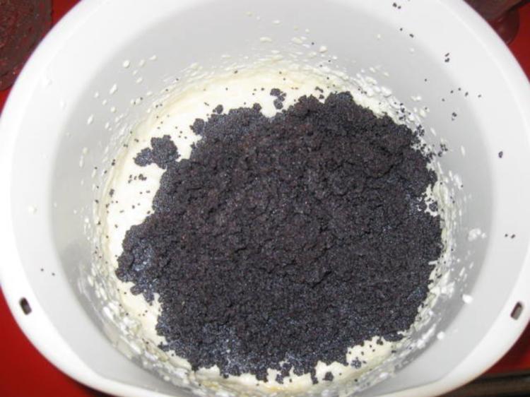 Mohnkuchen mit Quark und Streusel - einfach - von manschie